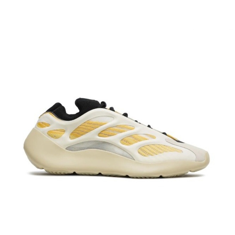 Adidas Yeezy 700 V3 SAFFLOWER Yellow Cream G54853‎ Slip On Mens Size 6 Very Good